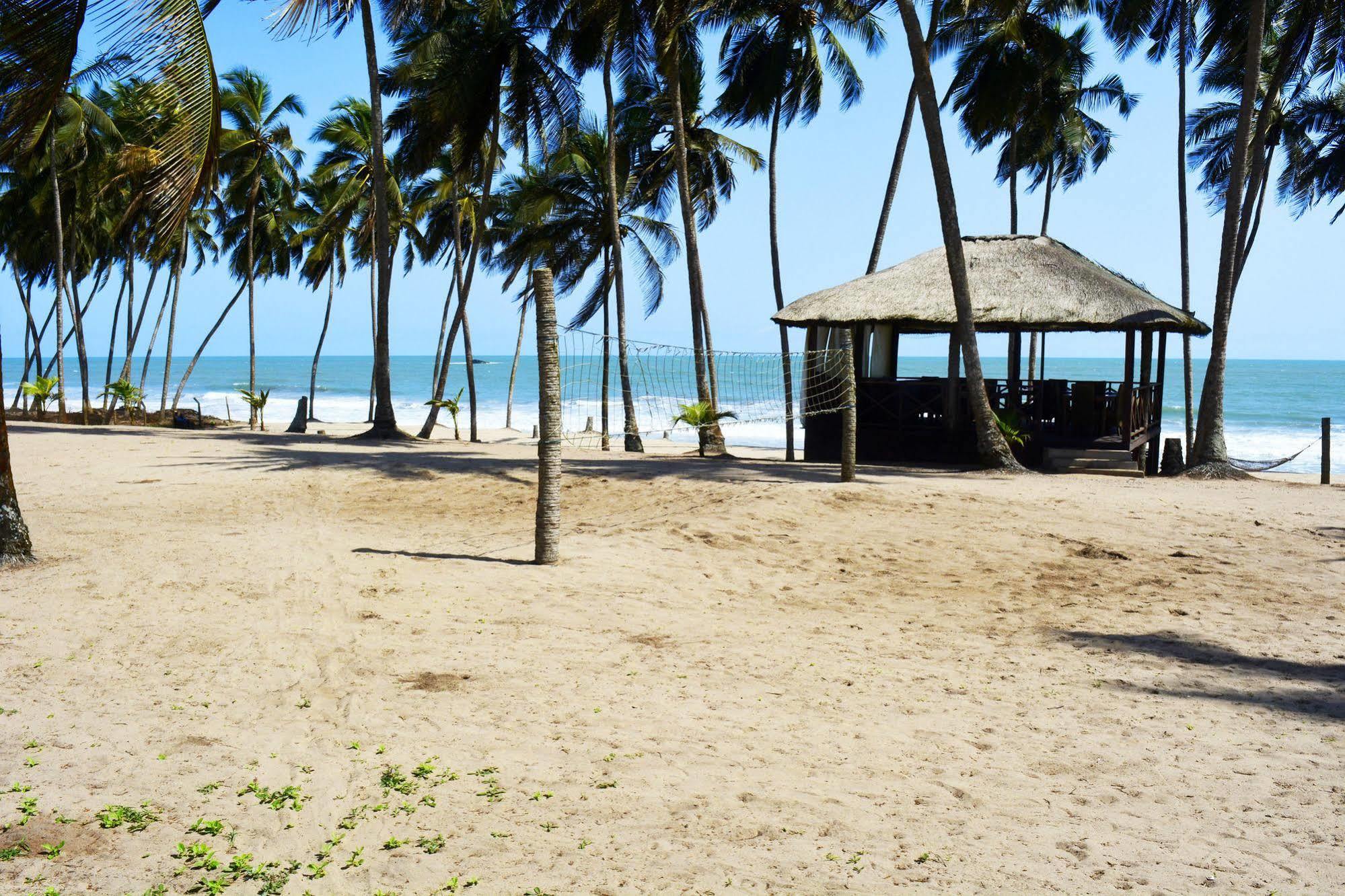 Blue Diamond Beach Resort Apam Exterior photo